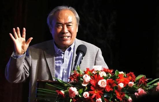 郑萨母亲朋友