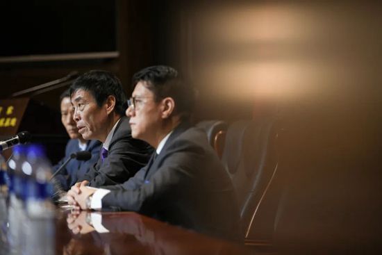 久久四虎