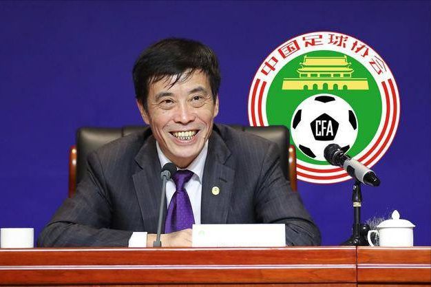 隐居师傅进城了