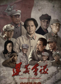 美女扒开胸罩