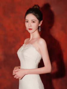 不穿内衣的女邻居
